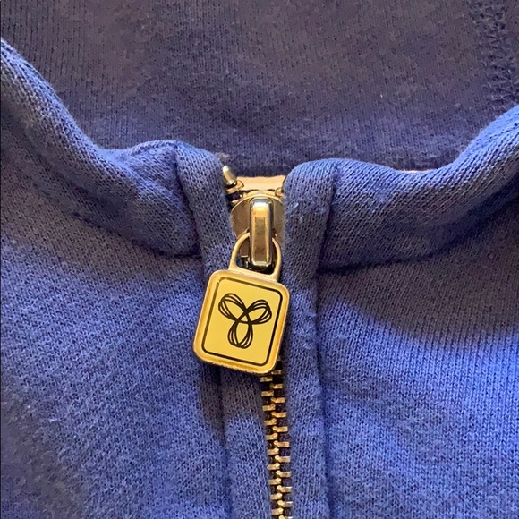 TNA Aritzia Blue Hoodie Size Small - Picture 4 of 8
